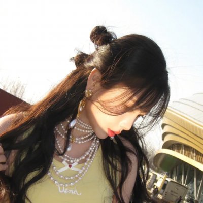 艾米丽·布莱尔的秘密